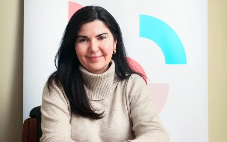 La directora de Fevecta, Paloma Tarazona, habla con la revista valenciana Economía 3 