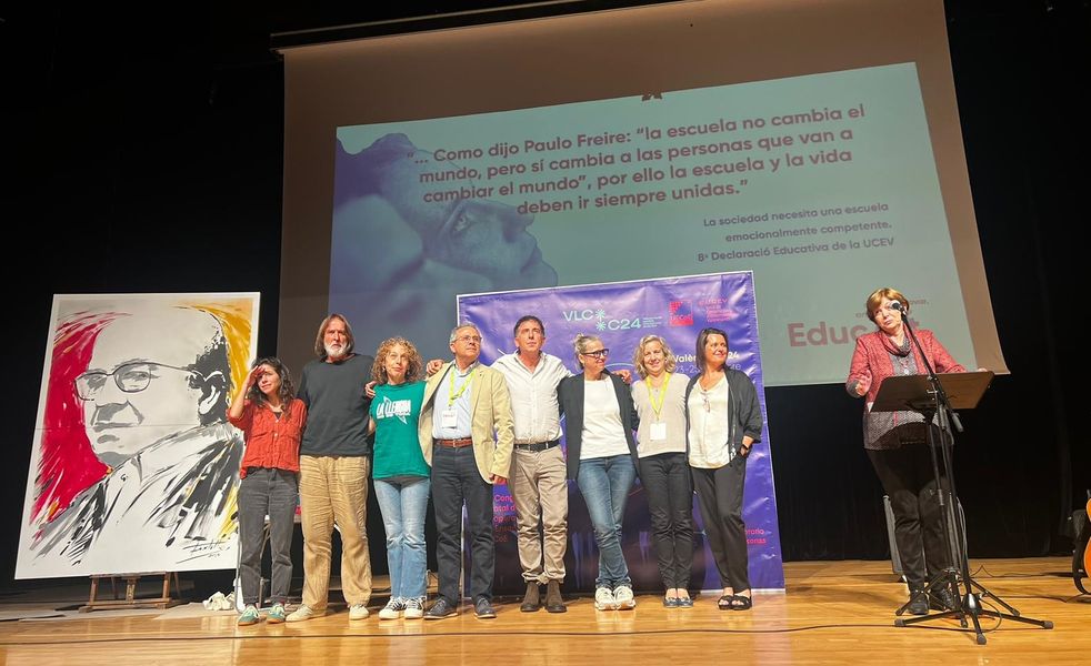 Les Cooperatives d'ensenyament reivindiquen el seu model a través del manifest titulat “Construint una Economia Social educativa i transformadora”